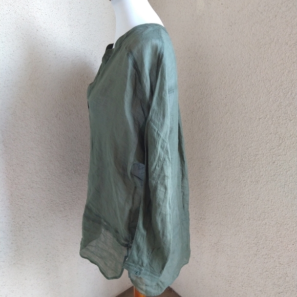 Vince Ramie Tunic - Picture 5 of 10